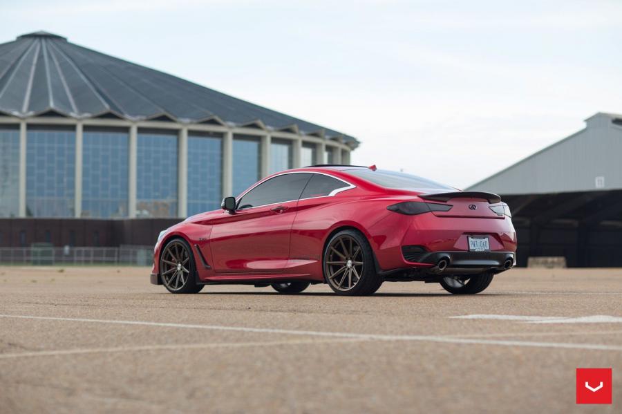  Infiniti Q60 2.0t on Vossen Wheels (VFS10) 2017 года  (фото 16 из 42)